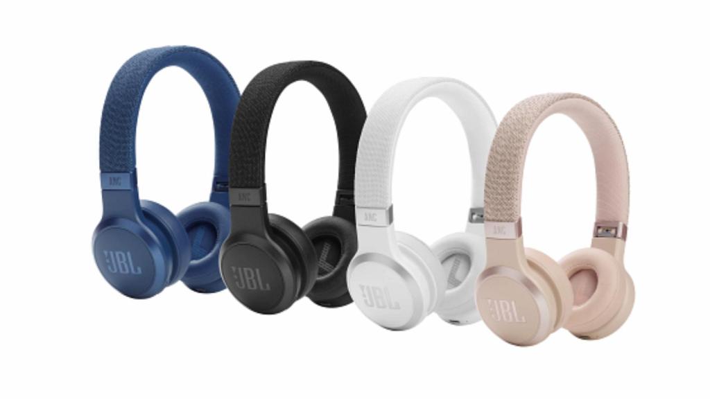 Los JBL LIVE 460NC son unos auriculares supraurales.