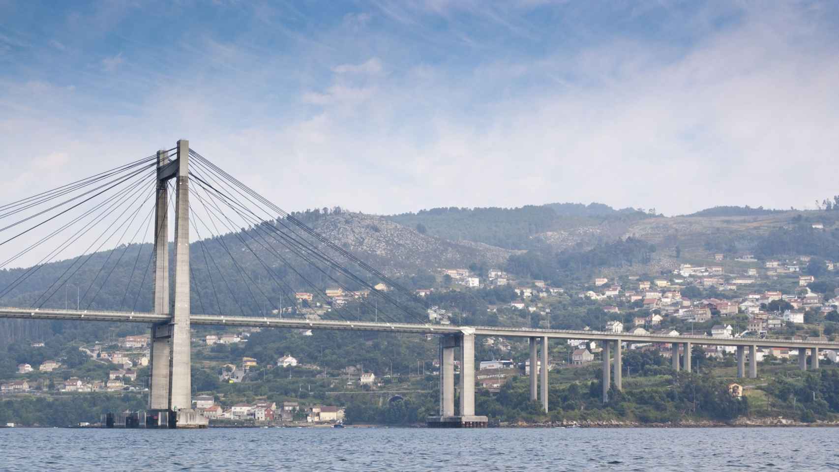 Vista del puente de Rande.