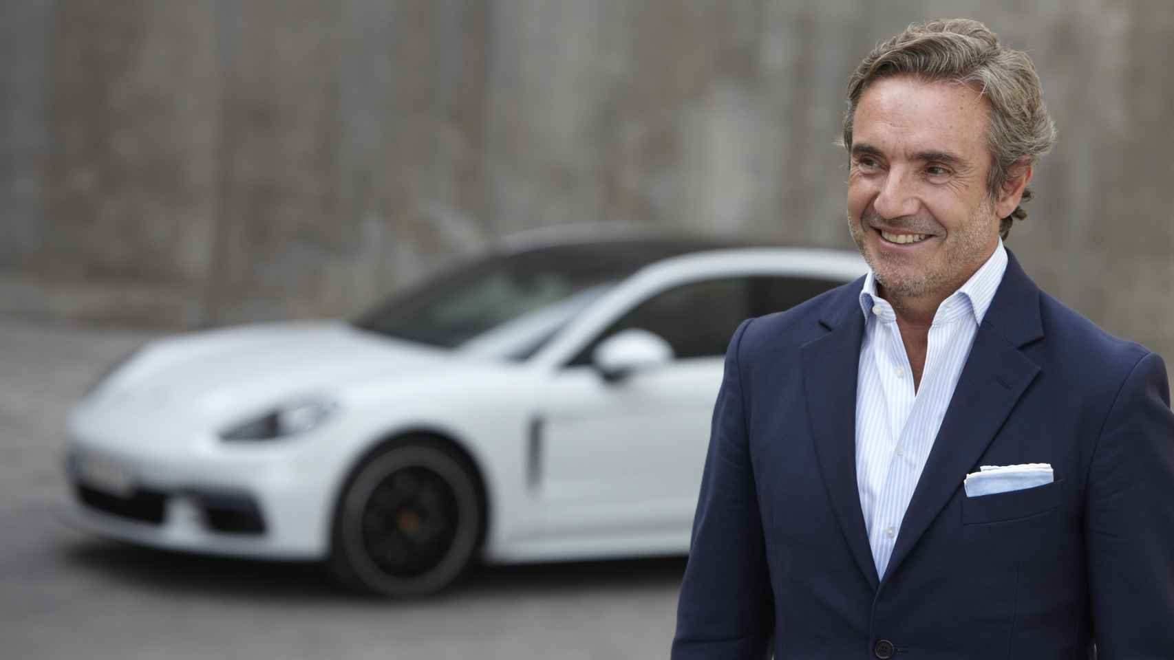 Tomás Villén, antes de Porsche, ha pasado por PSA (Peugeot), Land Rover, BMW y Seat, donde llegó a ser director general.