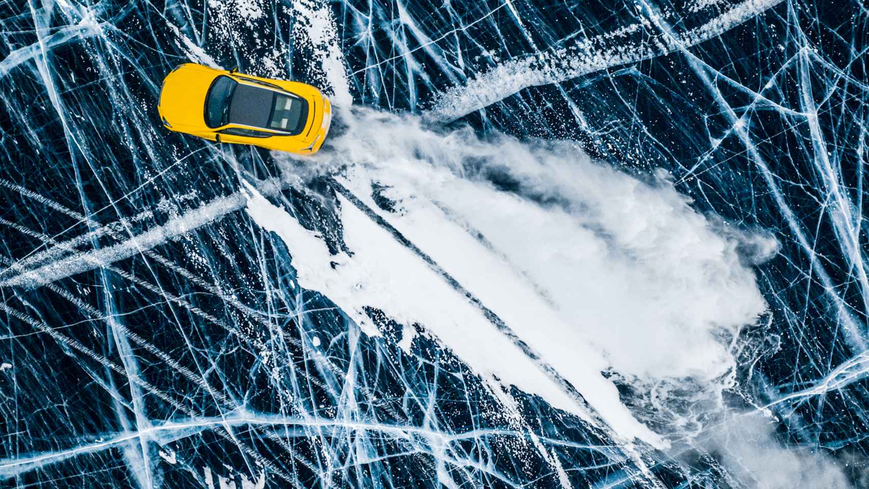Conducir en hielo es más difícil que en nieve, es como circular en aceite.