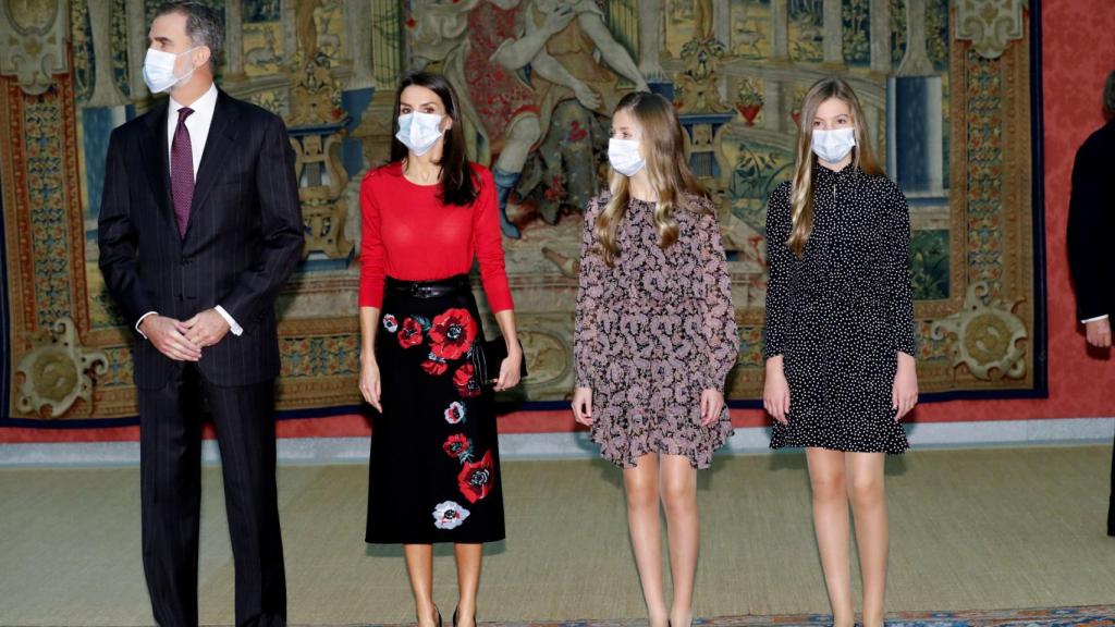 Leonor lució un vestido de Maksu en la reunión del patronato de la Fundación Princesa de Girona.