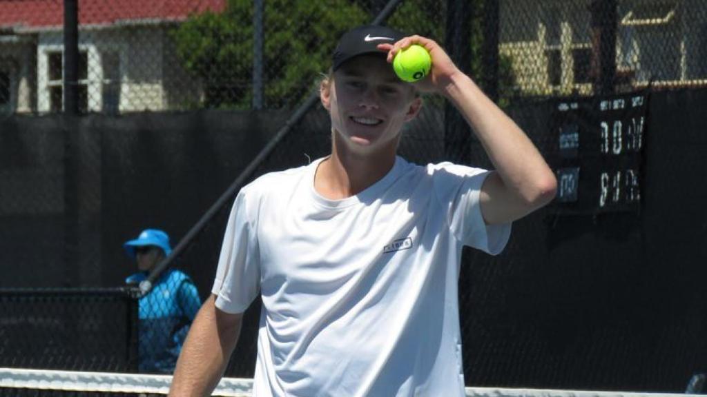 El joven tenista Dane Sweeny