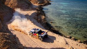 Peterhansel en la etapa 9 del Rally Dakar