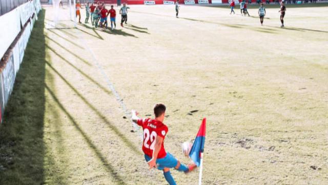 Jesús Mena en un partido de esta temporada. Foto: La Roda CF