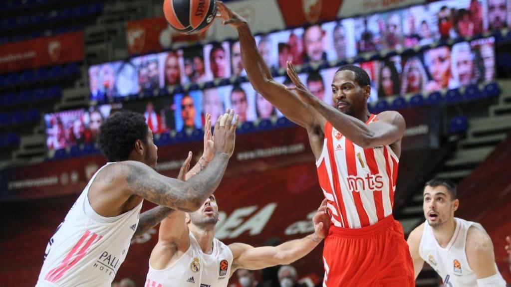 Un momento del partido entre el Real Madrid y Estrella Roja de esta temporada en Serbia