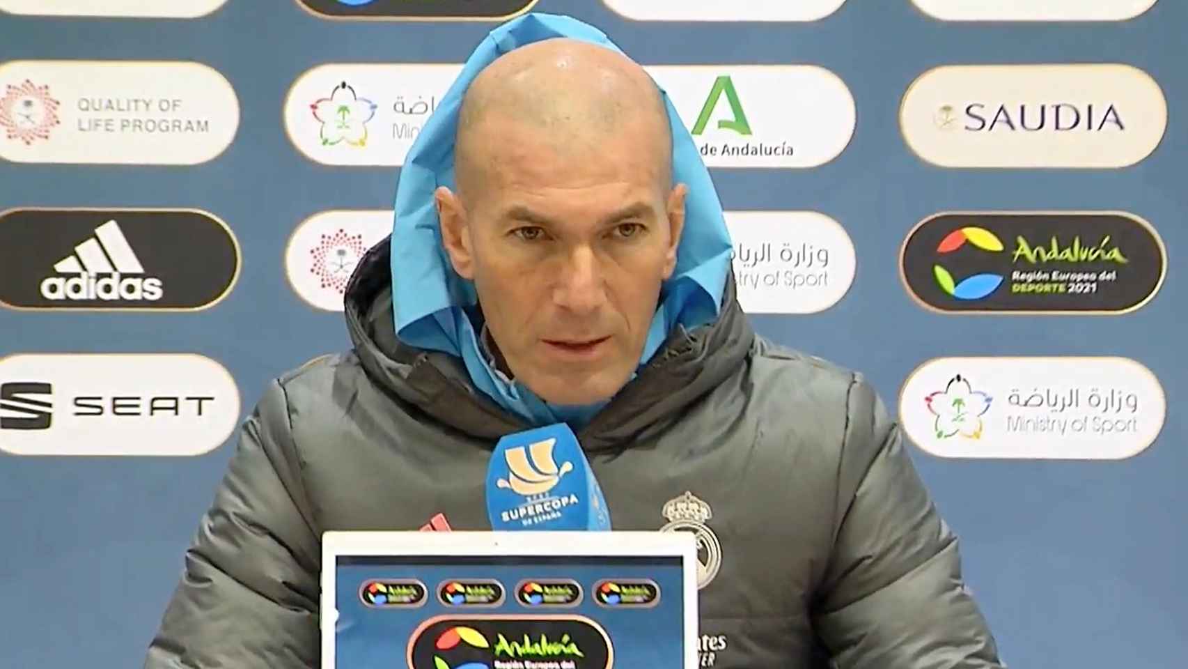 Zinedine Zidane, en rueda de prensa previa a la semifinal de la Supercopa de España