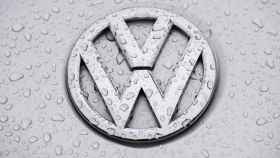 Emblema de la marca Volkswagen, la que mayor volumen tiene dentro del grupo.