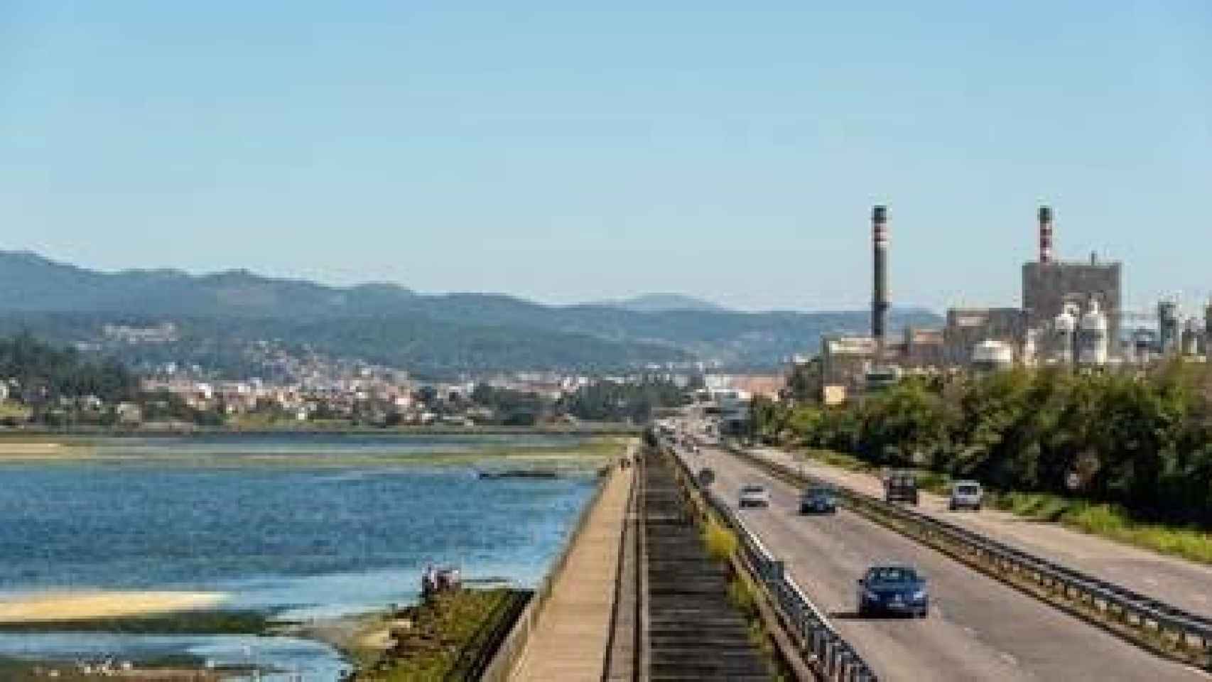 La plantilla de Ence, contra la Ley de Cambio Climático, amenaza la planta de Pontevedra