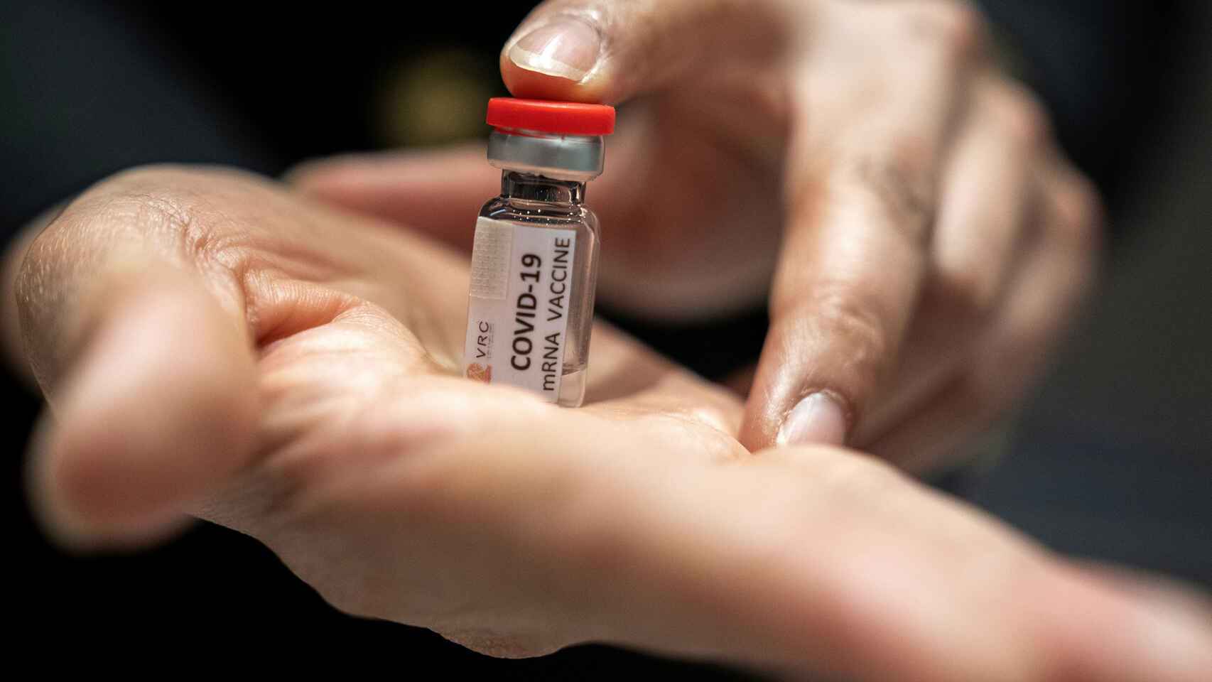 Una dosis de la vacuna contra el coronavirus.
