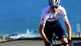 Chris Froome, con el maillot de Israel Start-Up Nation
