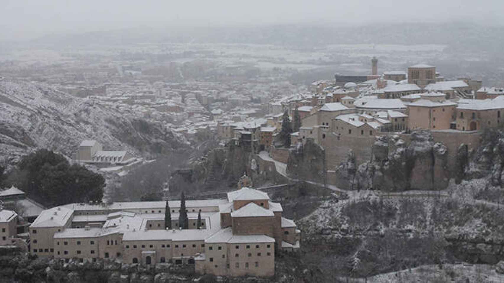 Imagen de la nevada en Cuenca (Marco Checa / EP)