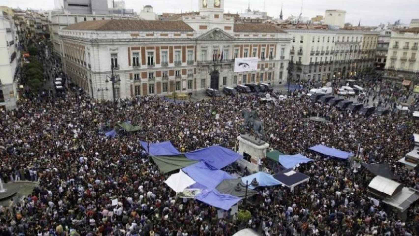 Imagen de la Puerta del Sol durante las protestas del 15-M. / MML