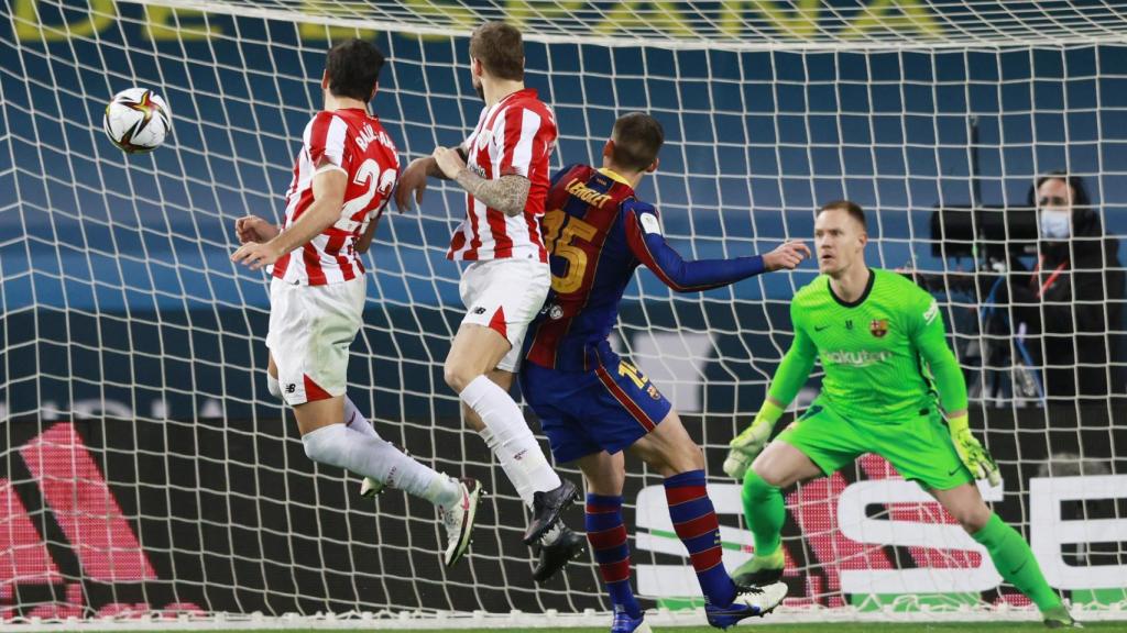 Gol anulado de Raúl García, en la final de la Supercopa de España