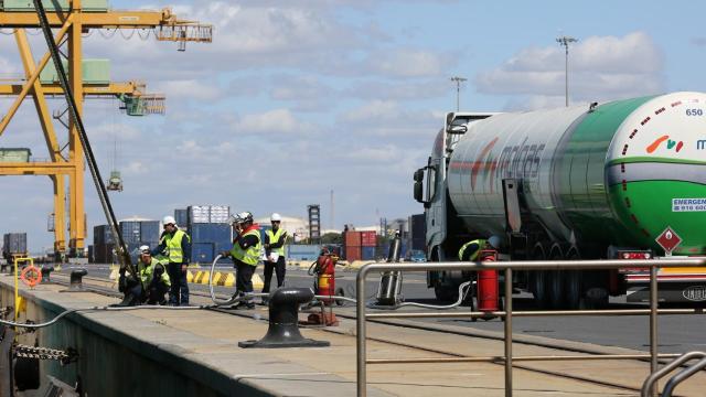 El 'bunkering' de GNL en España cuadruplica sus operaciones en 2020 y alcanza las 741