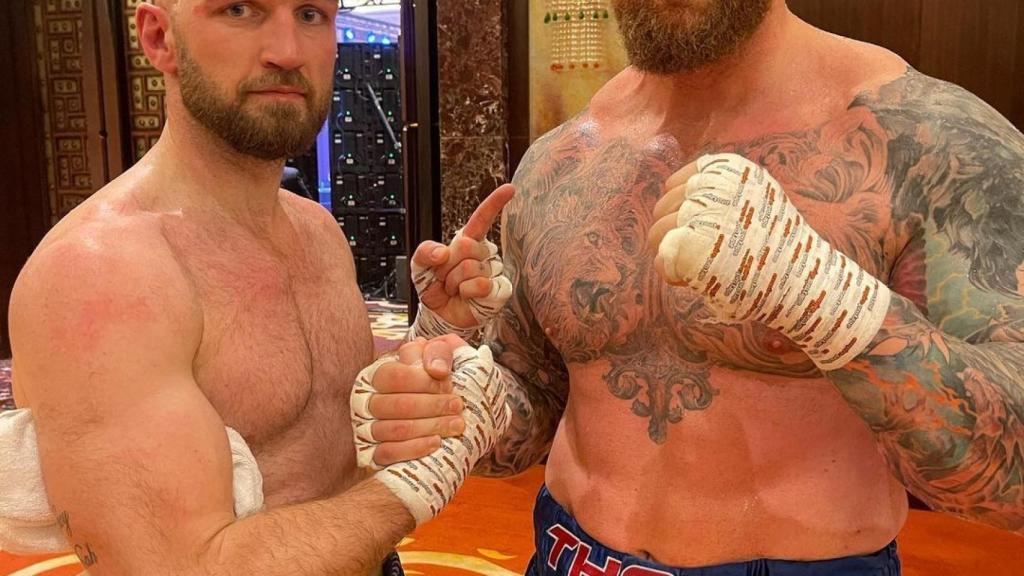 La 'Montaña' Hafthor Bjornsson y Steven Ward