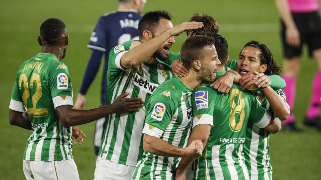 El Betis celebra un gol