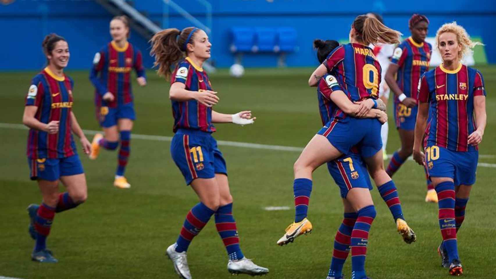 Las jugadoras del Barcelona Femenino celebran un gol en la Primera Iberdrola