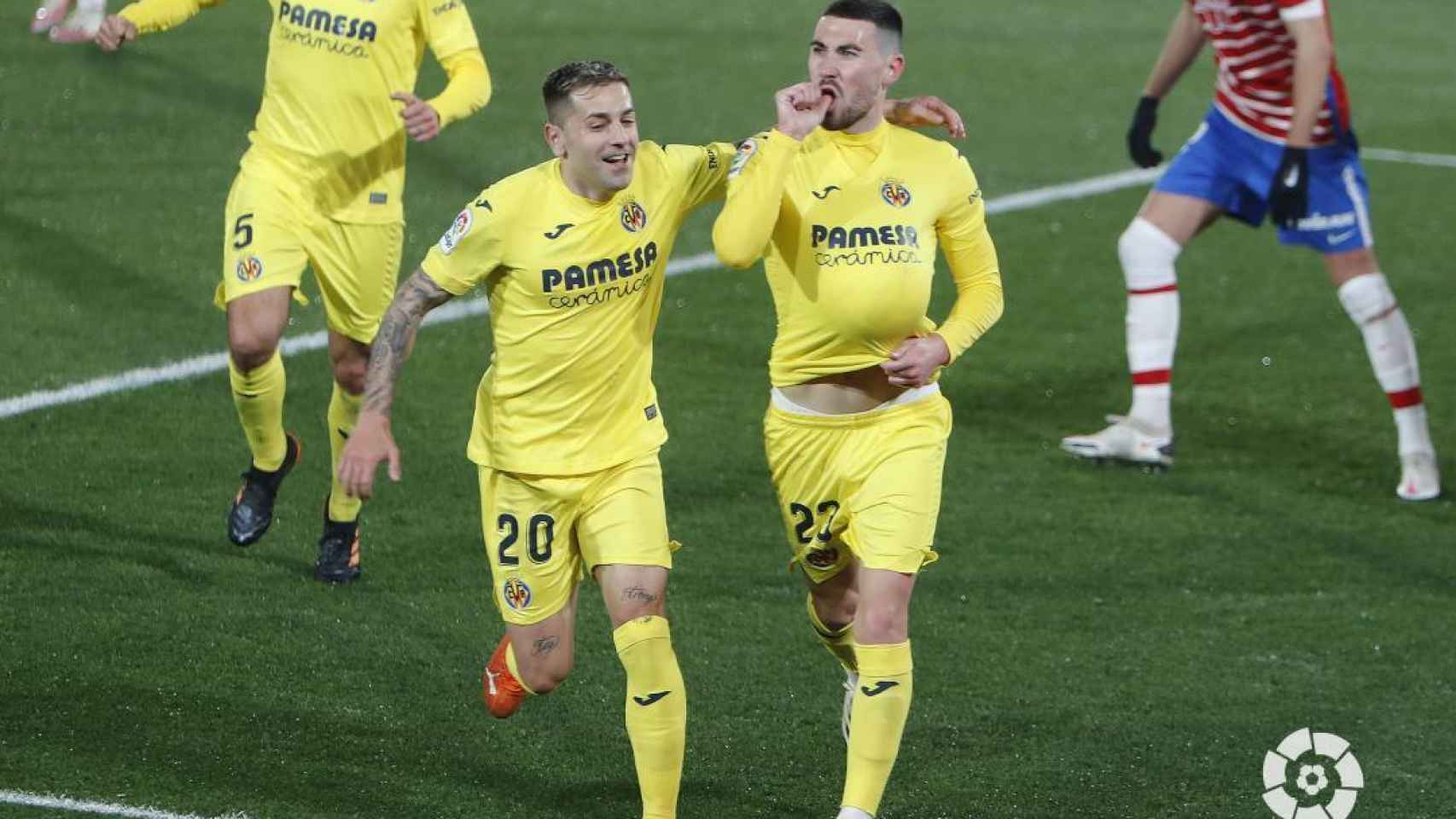 Moi Gómez celebra su gol con el Villarreal al Granada en la jornada 19 de La Liga