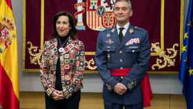 La ministra de Defensa Margarita Robles junto al JEMAD Miguel Ángel Villarroya. Efe