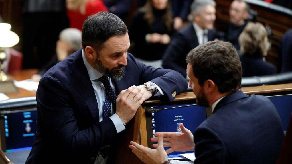 El líder de Vox, Santiago Abascal, y el presidente del PP, Pablo Casado, en una imagen de archivo en el Congreso.