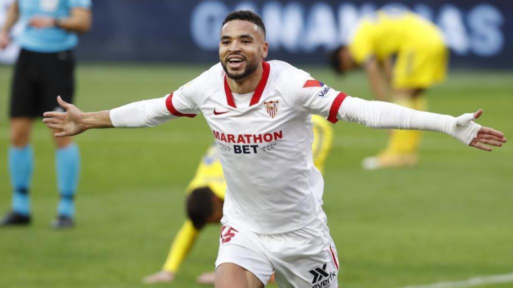 En-Nesyri celebra un gol en el Sevilla - Cádiz de la jornada 20 de La Liga