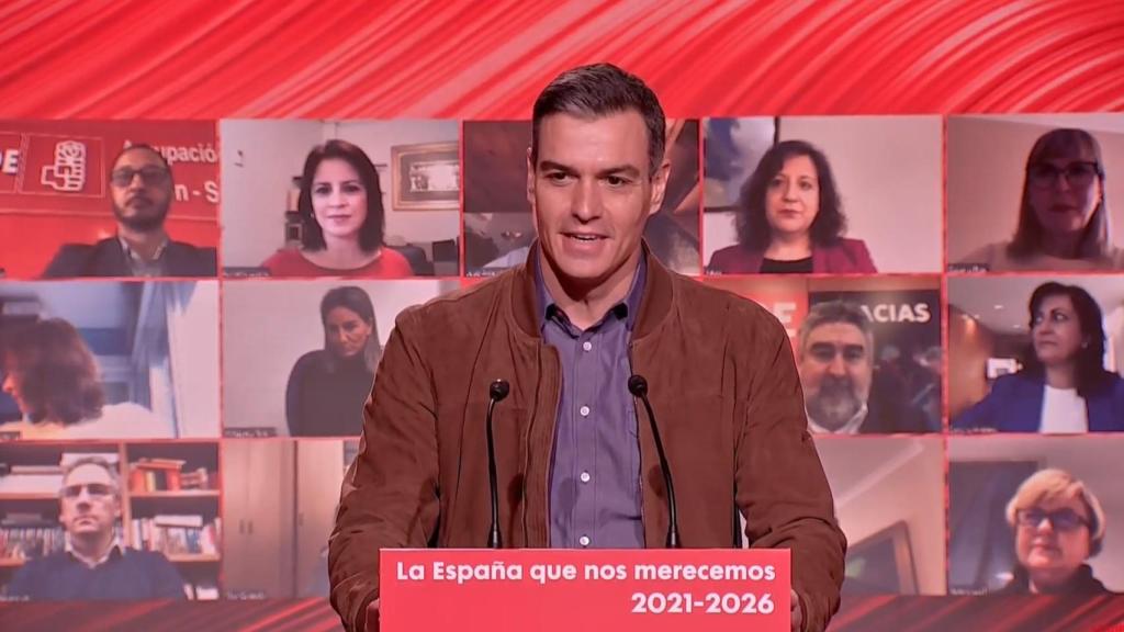 Pedro Sánchez, presidente del Gobierno, en el Comité Federal del PSOE celebrado en Barcelona.