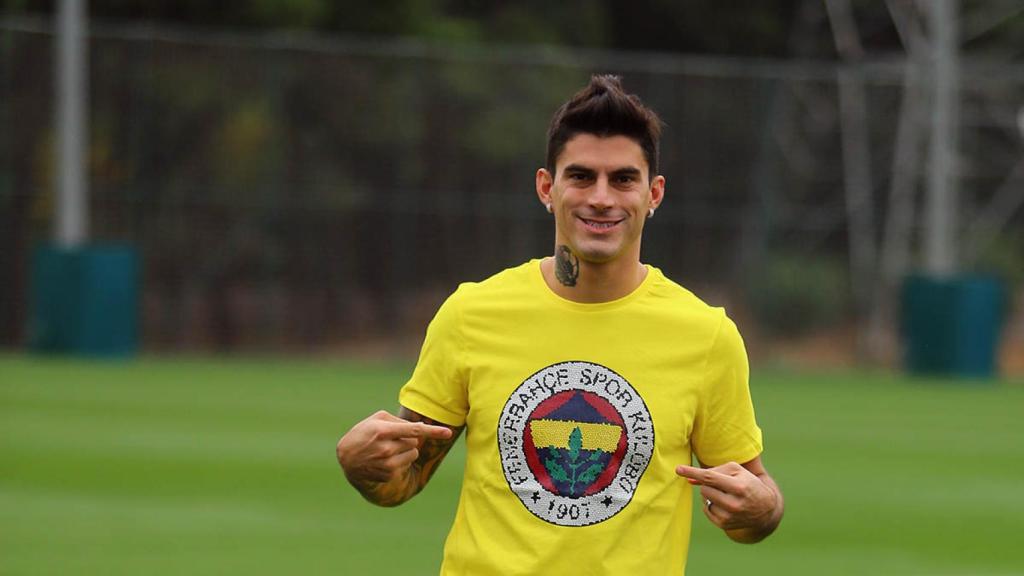 Perotti con el Fenerbahçe