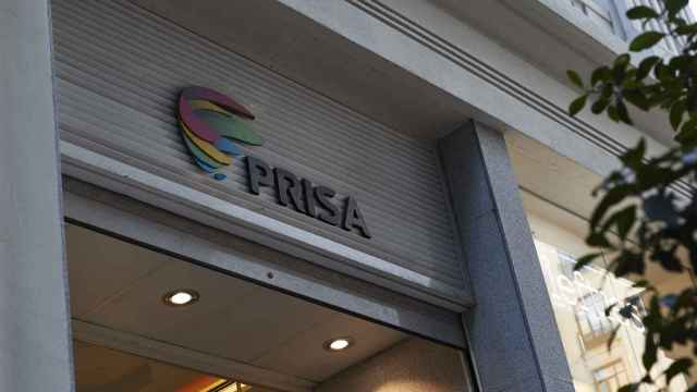 Logo de Prisa en su sede de Gran Vía.