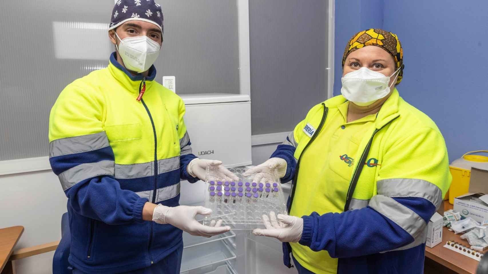 Foto de la vacunación distribuida por la Región de Murcia