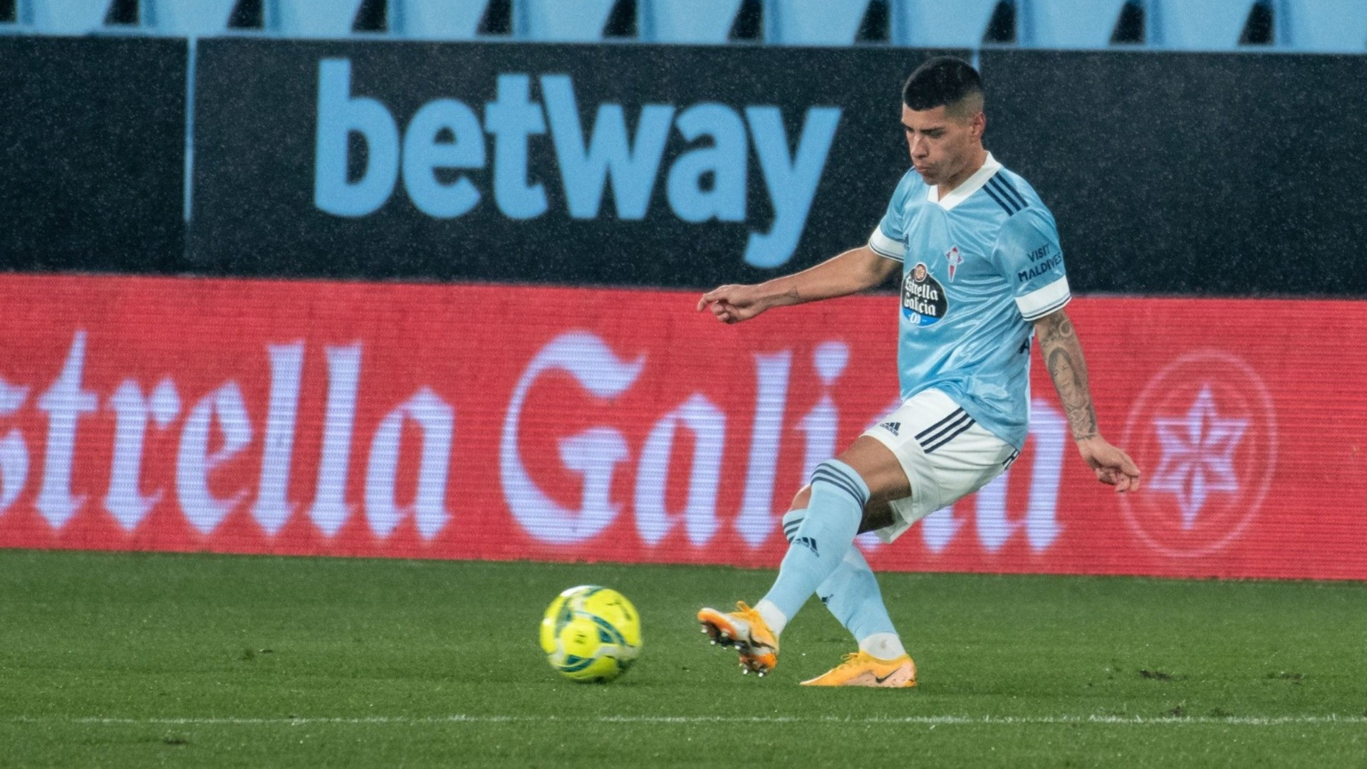 Lucas Olaza no continuó en el Celta pese a ser el deseo de ambas partes