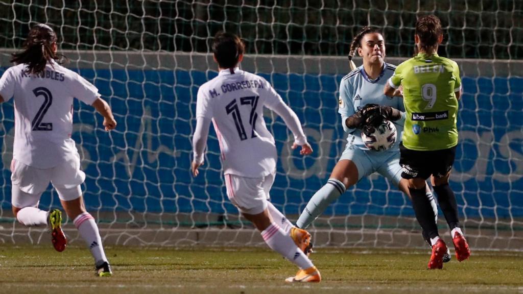 Parada de Misa Rodríguez a Belén, en el Real Madrid Femenino  Santa Teresa de la Primera Iberdrola