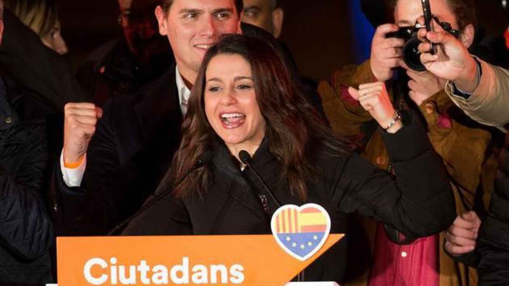Inés Arrimadas, la noche de su victoria electoral en las elecciones catalanas de 2017.