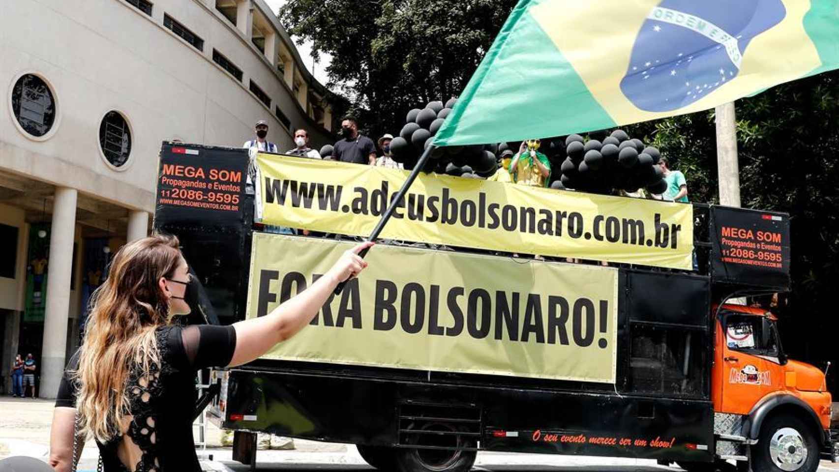 Manifestantes de centro derecha, en contra del presidente de Brasil.