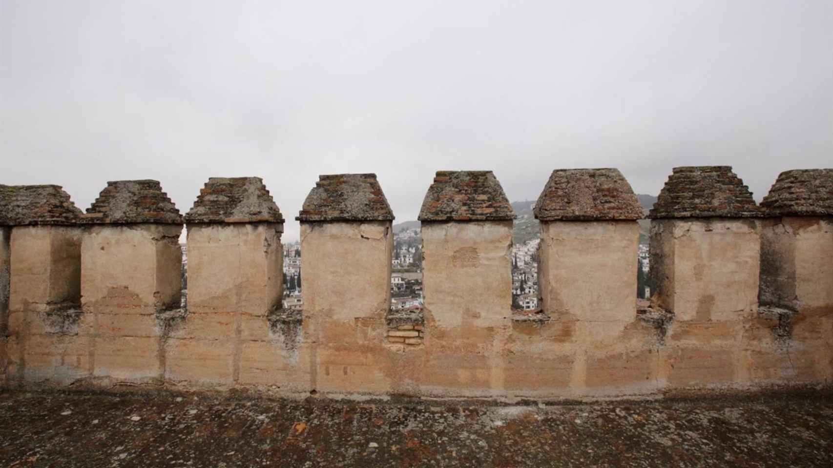 Torre de las Gallinas de la Alhambra, donde se han registrado daños por el seísmo.