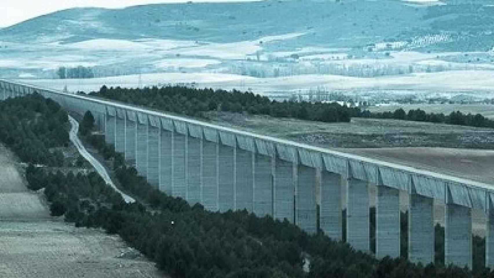 La infraestructura del trasvase de Tajo-Segura a su paso por Castilla-La Mancha.