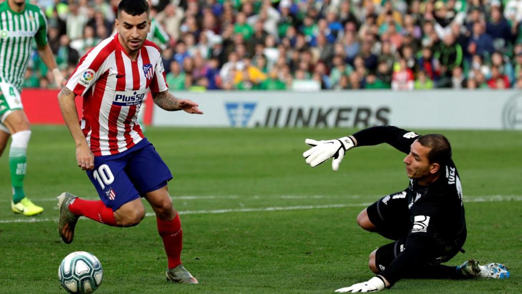 Joel Robles frente al Atlético de Madrid