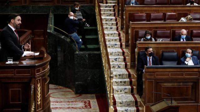 Abascal y Sánchez, en una sesión parlamentaria.