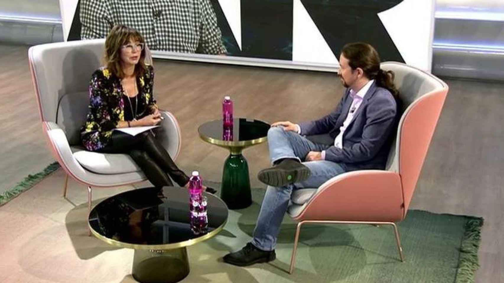 Pablo Iglesias siendo entrevistado por Ana Rosa Quintana en diciembre de 2018.