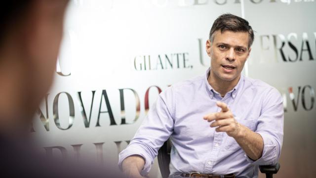 Leopoldo López, durante su entrevista con EL ESPAÑOL, en la sede del periódico, en Madrid.