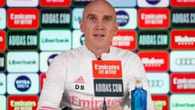 Bettoni, ayudante de Zidane, analiza en rueda de prensa la derrota del Real Madrid ante el Levante
