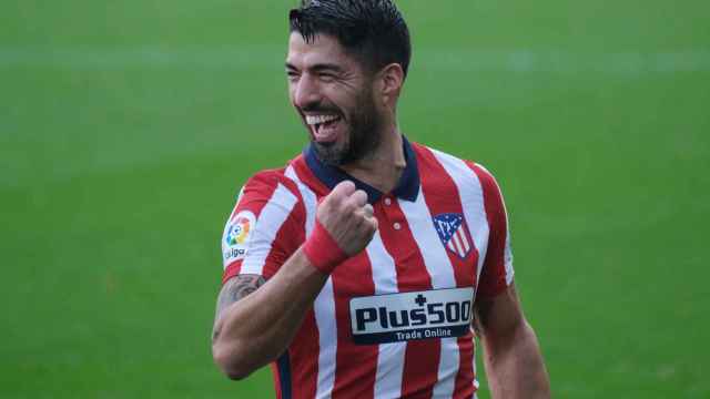 Luis Suárez celebra su gol