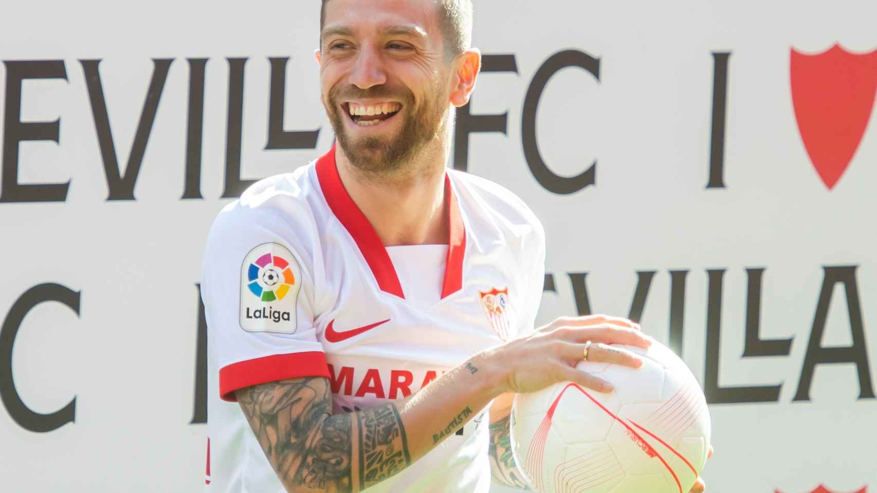 Alejandro 'Papu' Gómez, con la camiseta del Sevilla