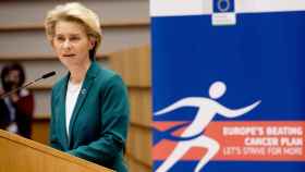 La presidenta de la Comisión, Ursula von der Leyen, durante un acto contra el cáncer el año pasado