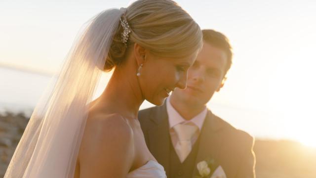 Trenzas y tocados: así son los peinados de las novias el día de su boda