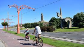 bici bicicleta paseo marítimo torre de hércules