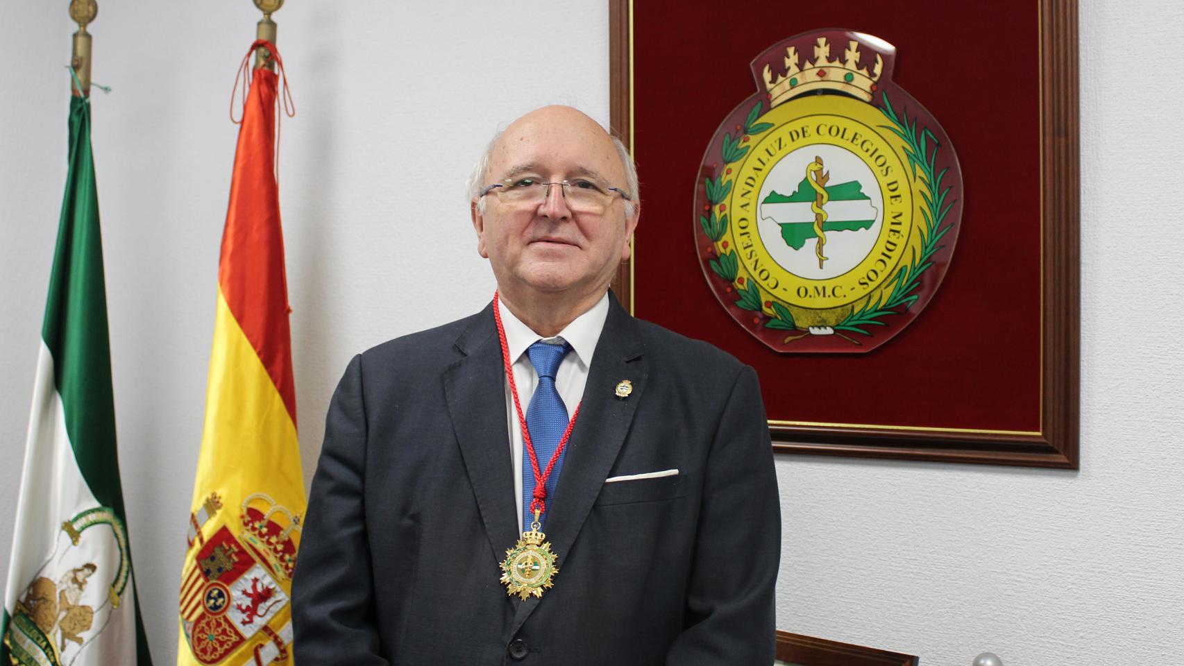 El presidente del Consejo Andaluz de Colegios de Médicos, Antonio Aguado.