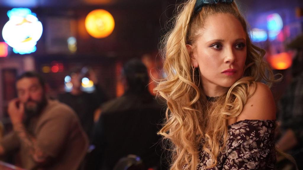 Juno Temple pasa de 'Ted Lasso' a 'Palmer'.