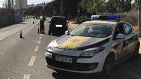 Uno de los controles de la Policía Local de Alicante durante el pasado fin de semana.