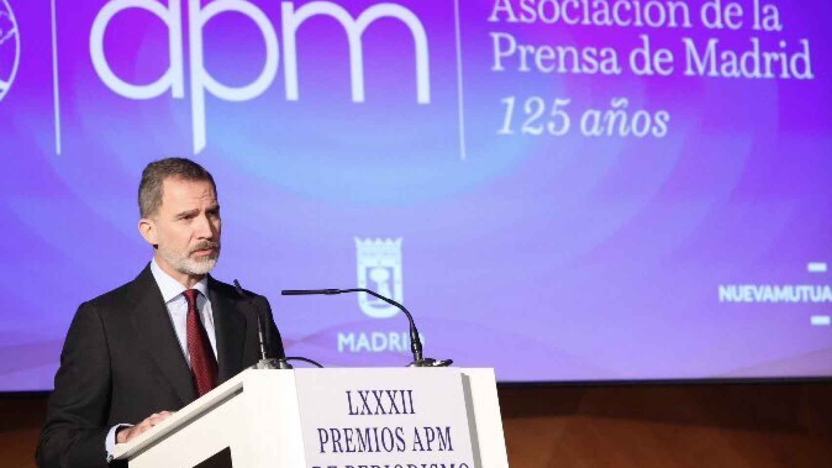 El rey Felipe VI  este martes en la entrega de premios de la Asociación de la Prensa de Madrid.