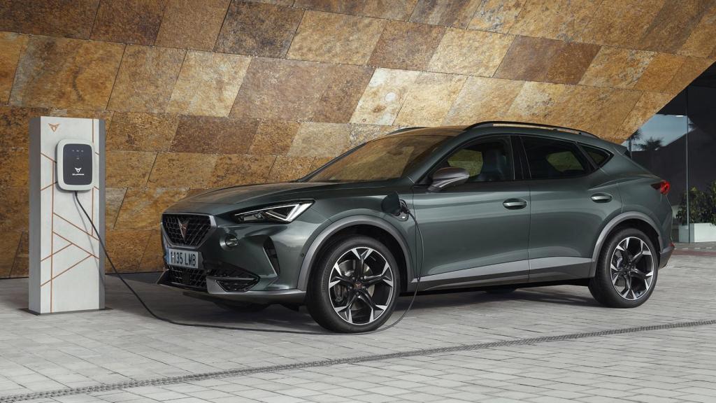 El nuevo Cupra Formentor e-Hybrid, ya está a la venta.